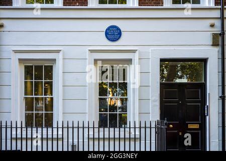 Mary Seacole Home 14 Soho Square Londres - Mary Seacole London Blue plaque - Mary Seacole était une infirmière jamaïcaine qui était une héroïne de la guerre de Crimée. Banque D'Images