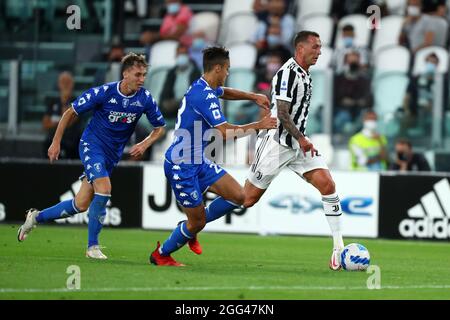 Turin, Italie. 28 août 2021. Federico Bernardeschi de Juventus FC contrôle le ballon lors du match de la série A entre Juventus FC et Empoli FC au stade Allianz le 28 août 2021 à Turin, Italie. Credit: Marco Canoniero / Alamy Live News Banque D'Images