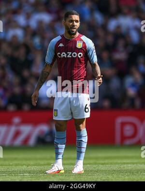 Douglas Luiz #6 de Aston Villa pendant le match Banque D'Images