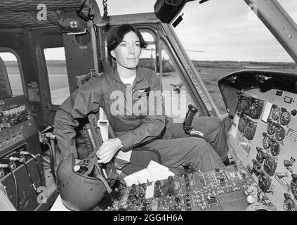 Fort Hood Texas USA, 1984 : pilote d'hélicoptère de l'armée au poste de l'armée américaine dans le centre du Texas. ©Bob Daemmrich Banque D'Images