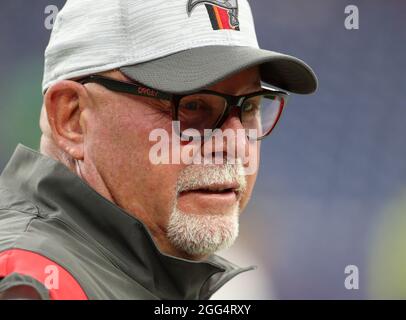 28 août 2021 : Bruce Arians, entraîneur-chef des Tampa Bay Buccaneers, avant le début d'un match de pré-saison de la NFL entre les Houston Texans et les Tampa Bay Buccaneers, le 28 août 2021 à Houston, Texas. (Image de crédit : © Scott Coleman/ZUMA Press Wire) Banque D'Images