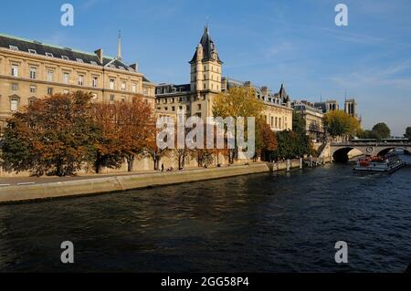 FRANCE. PARIS (75) 4E AR. ILE DE LA CITÉ. LE QUAI DES ORFEVRES Banque D'Images