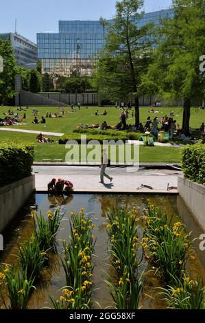 FRANCE. PARIS (75) 15ÈME AR. LE PARC ANDRE CITROEN EN ÉTÉ Banque D'Images