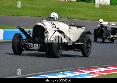 Vivian Bush, Bentley 3 litres, propriétaire - chauffeur - Mechanic Pre-War Sports Cars, Bob Gerard Memorial Trophy races Meeting, VSCC Formula Vintage, Mallory P Banque D'Images