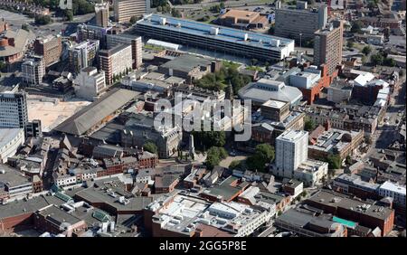 Vue aérienne du centre-ville de Preston. Preston Cenotaph est au milieu de la photo avec des bâtiments municipaux (par exemple, sessions House) autour Banque D'Images