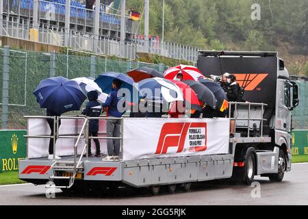 Spa Francorchamps, Belgique. 29 août 2021. Les pilotes défilent. Grand Prix de Belgique, dimanche 29 août 2021. Spa-Francorchamps, Belgique. Crédit : James Moy/Alay Live News Banque D'Images