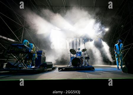 Le groupe de rock de jazz anglais la comète se produit en direct pendant le festival d'aujourd'hui Banque D'Images