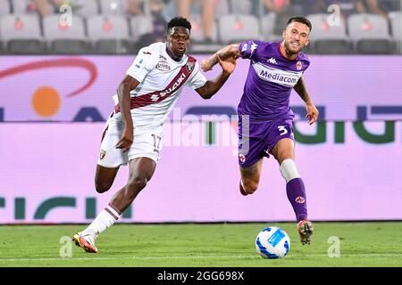 Stade Artemio Frachi, Florence, Italie, 28 août 2021, Cristiano Biraghi (Fiorentina) et Wilfried Singo (Torino) pendant l'ACF Fiorentina vs Torino Banque D'Images