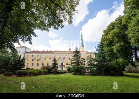 Riga, Lettonie. 22 août 2021. Vue extérieure du château de Riga, résidence du président de la Lettonie au centre-ville Banque D'Images