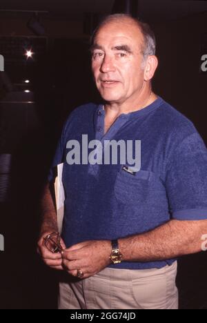 **PHOTO DE FICHIER** Ed Asner est décédé. Ed Asner Circa années 80 crédit: Ralph Dominguez/MediaPunch Banque D'Images