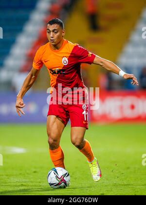 ISTANBUL, TURQUIE - 29 AOÛT : Mostafa Mohamed Ahmed Abdallah de Galatasaray lors du match Super LIG entre Kasipasa et Galatasaray au stade Recep Tayyip Erdogan le 29 août 2021 à Istanbul, Turquie (photo par /Orange Pictures) Banque D'Images