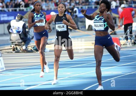 Quanera Hayes des Etats-Unis, Allyson Felix des Etats-Unis et Marileidy Paulino de la République dominicaine lors de l'IAAF Wanda Diamond League, Meeting de Paris Athlétisme événement le 28 août 2021 au stade de Charlety à Paris, France - photo Laurent Lairys / DPPI Banque D'Images