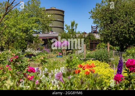 Le gasometer a été désutilisé à Dortmund, Phoenix West Banque D'Images