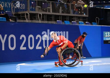JI Zhenxu, de la Chine, en compétition en singles masculin troisième tour aux Jeux paralympiques de Tokyo en 2020. Banque D'Images