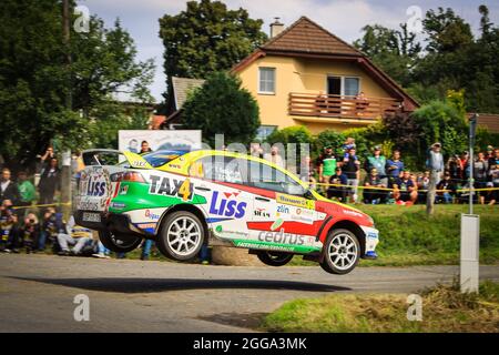 39 Erdi TIBOR Jun (HUN), Zoltan CSOKO (HUN), Mitsubishi lancer Evo X, équipe Erdi, action pendant le rallye européen 2021 ERC Barum Rally, du 27 au 29 août, à Zlin, République Tchèque - photo Nuno Antunes / DPPI Banque D'Images