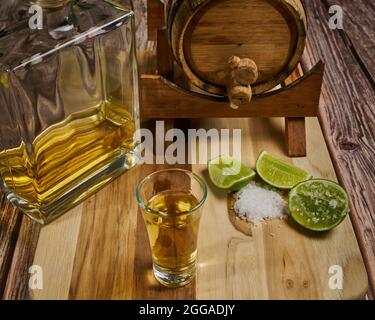 Comment prendre une photo de tequila au Mexique avec votre citron et votre sel Banque D'Images