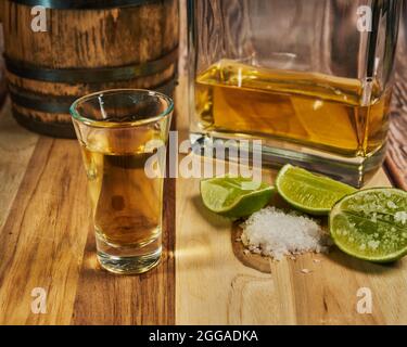 Comment prendre une photo de tequila au Mexique avec votre citron et votre sel Banque D'Images