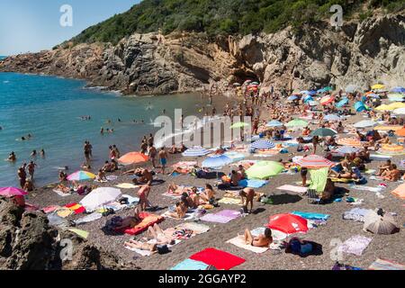 Crique de Lion, plage sur la côte toscane près de Livourne ville Italie Banque D'Images