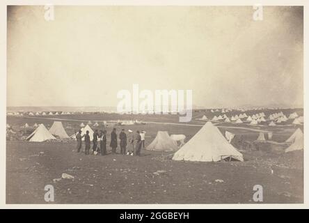 Quartiers du général Bosquet en vue de la ferme Mackenzie, 1855. Une œuvre en papier salé, tirée de l'album "photographies du siège de la guerre en crimée" (1856). Banque D'Images