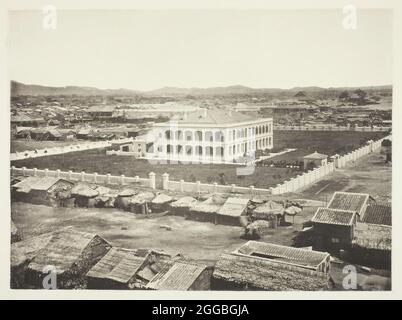 Le site de l'ancienne usine, Canton, c. 1868. Une oeuvre de collotype, pl. xvi de l'album "illustrations de la chine et de son peuple, volume i" (1873). Banque D'Images