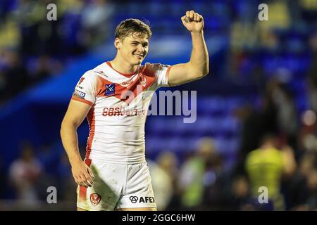 Warrington, Royaume-Uni. 30 août 2021. Jack Welsby (18) de St Helens fête la victoire des saints à Warrington, Royaume-Uni, le 8/30/2021. (Photo de Mark Cosgrove/News Images/Sipa USA) crédit: SIPA USA/Alay Live News Banque D'Images