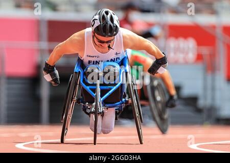 Japon. 31 août 2021. Tokyo, Japon. 31 août 2021. PIISPANEN Toni (fin) Athlétisme : finale hommes du 200m T51 lors des Jeux paralympiques de Tokyo 2020 au Stade National de Tokyo, Japon . Credit: AFLO SPORT/Alay Live News Banque D'Images