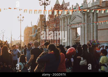 Global Village Park aux Émirats arabes Unis avec célébration de la foule Banque D'Images