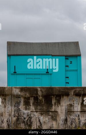 turquoise beach hut, beach hut sur l'île de wight, coloré beach hut au bord de la mer, beach hut à bembridge sur l'île de wight, painted hut. Banque D'Images