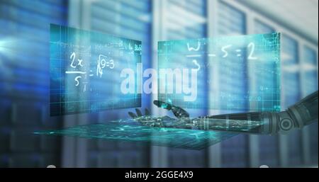 Globe sur la main robotique et les écrans avec des équations mathématiques contre la salle de serveur d'ordinateur Banque D'Images