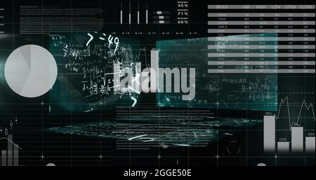 Équations mathématiques flottantes par rapport au traitement des données statistiques sur fond noir Banque D'Images