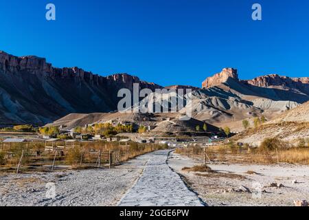 Village de montagne dans le Parc National de l'UNESCO, Parc National de Band-E-Amir, Afghanistan Banque D'Images