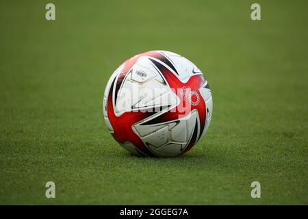 21 JUILLET 2021 - TOKYO, JAPON: Ballon utilisé pendant le match de groupe G entre la Suède et les Etats-Unis au stade de Tokyo pendant le Tokyo 202 Banque D'Images