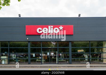 LA FLECHE, FRANCE - 03 juillet 2021 : la vue de LA marque CELIO sur le devant du magasin français Banque D'Images