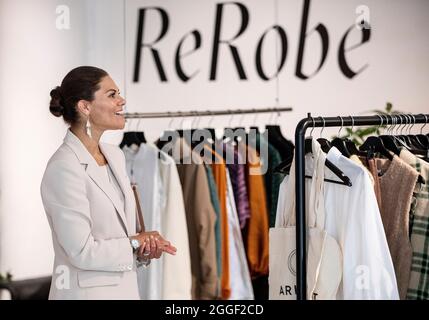 STOCKHOLM 20210831 CrownPrincess Victoria visite le centre de mode durable lors de la semaine de mode de Stockholm 2021. Photo: Christine Olsson / TT Kod 10430 Banque D'Images