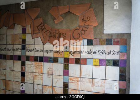 Lancashire court avec l'inscription que Handel a vécu et travaillé à No 25 Brook Street, Londres, Angleterre, Royaume-Uni Banque D'Images