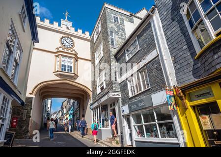 Totnes, 27 août 2021 : l'arche de la porte est à Totnes, Devon Banque D'Images