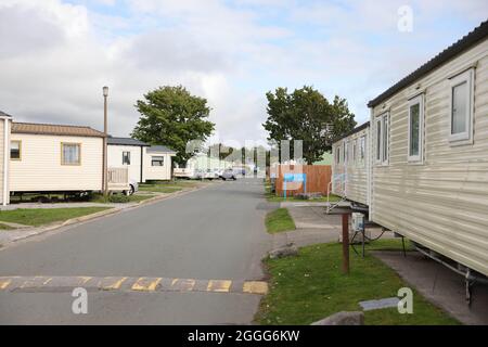 Image ©sous licence de Parsons Media. 20/08/2021. Londres, Royaume-Uni. Parc de vacances de Trecco Bay. Vue générale sur le parc de vacances de Trecco Bay dans le sud du pays de Galles. Photo par Andrew Parsons / Parsons Media Banque D'Images