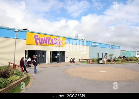 Image ©sous licence de Parsons Media. 20/08/2021. Londres, Royaume-Uni. Parc de vacances de Trecco Bay. Vue générale sur le parc de vacances de Trecco Bay dans le sud du pays de Galles. Photo par Andrew Parsons / Parsons Media Banque D'Images