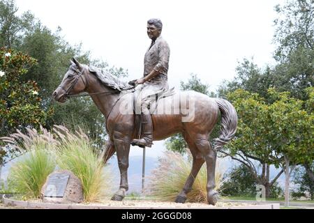 La statue équestre « le long de la piste » à la bibliothèque présidentielle Ronald Reagan, le mercredi 18 août 2021, dans la vallée de Simi, Caif. Banque D'Images