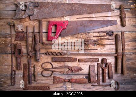 Accessoires anciens utilisés par les artisans au siècle dernier Banque D'Images