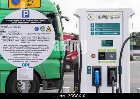 GRID SERVE Electric Highway Charging point Kent England Banque D'Images