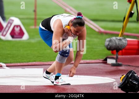 TOKYO, JAPON - 1er SEPTEMBRE : Galina Lipatnikova du Comité paralympique russe participant à la finale F36 du coup des femmes lors des Jeux paralympiques de Tokyo de 2020 au stade olympique le 1er septembre 2021 à Tokyo, Japon (photo de Helene Wiesenhaan/Orange Pictures) NOCNSF Atletiekunie Banque D'Images