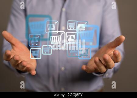 Panier sur tablette numérique. Concept de shopping en ligne. Banque D'Images