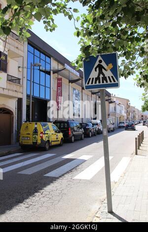 Signe de passage de zébra espagnol dans le centre d'Arta, Majorque, Iles Baléares, Espagne, Europe Banque D'Images