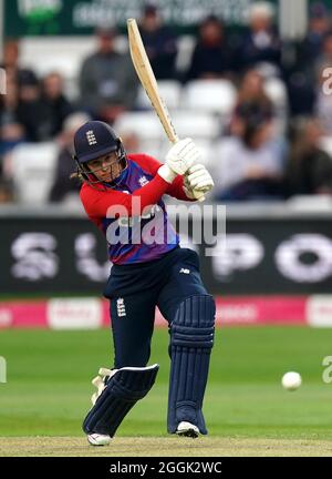 Les chauves-souris Tammy Beaumont d'Angleterre lors du premier match IT20 au terrain du comté de Cloudfm, Chelmsford. Date de la photo: Mercredi 1er septembre 2021. Banque D'Images