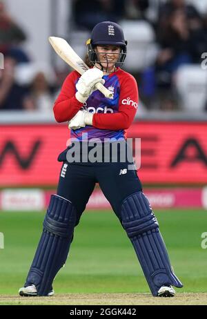 Les chauves-souris Tammy Beaumont d'Angleterre lors du premier match IT20 au terrain du comté de Cloudfm, Chelmsford. Date de la photo: Mercredi 1er septembre 2021. Banque D'Images