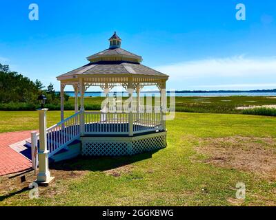 Parris Island, Caroline du Sud. Pavillon avec océan Atlantique en arrière-plan Banque D'Images