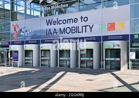 Munich. 12 septembre 2021. Exposition IAA Mobility du 7 au 12 septembre 2021 à Munich. Entrée ouest à Messe Muenchen Riem. Credit: dpa/Alay Live News Banque D'Images