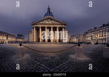 Paris, France - 8 février 2021 : monument du Panthéon dans le 5ème arrondissement de Paris pendant le confinement dû à Covid-19 Banque D'Images