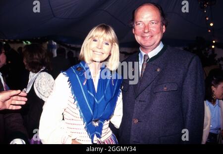 Mirja Sachs auf dem 60. Geburtstag von Henriette von Bohlen und Halbach in Kitzbühel, Österreich 1993. Mirja Sachs au 60ème anniversaire de Henriette von Bohlen und Halbach à Kitzbuehel, Autriche 1993. Banque D'Images